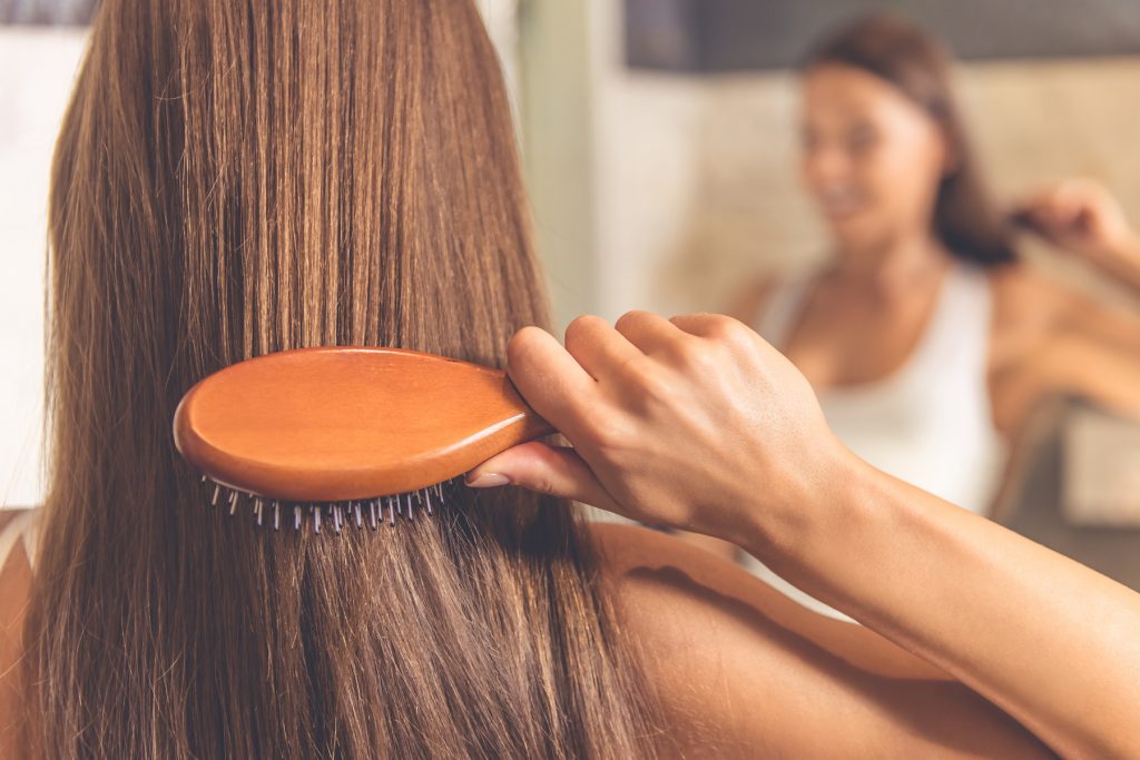 Choose Right Hairbrush and prevent hair loss